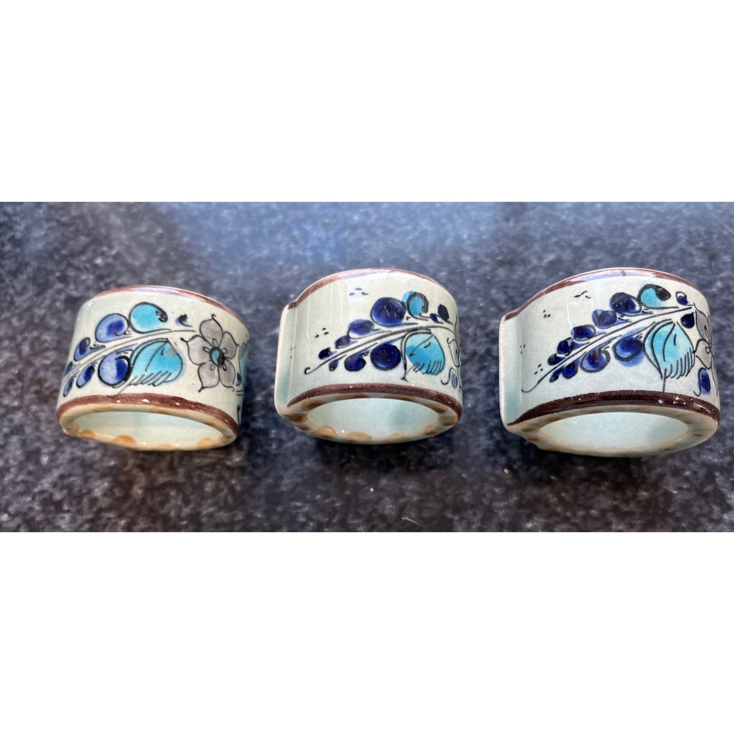 Vtg Three 15 CAT MEX Mexico Ceramic Handmade Napkin Rings 347 Meant To Stand Up Intricate Floral Design Blues Gray Brown