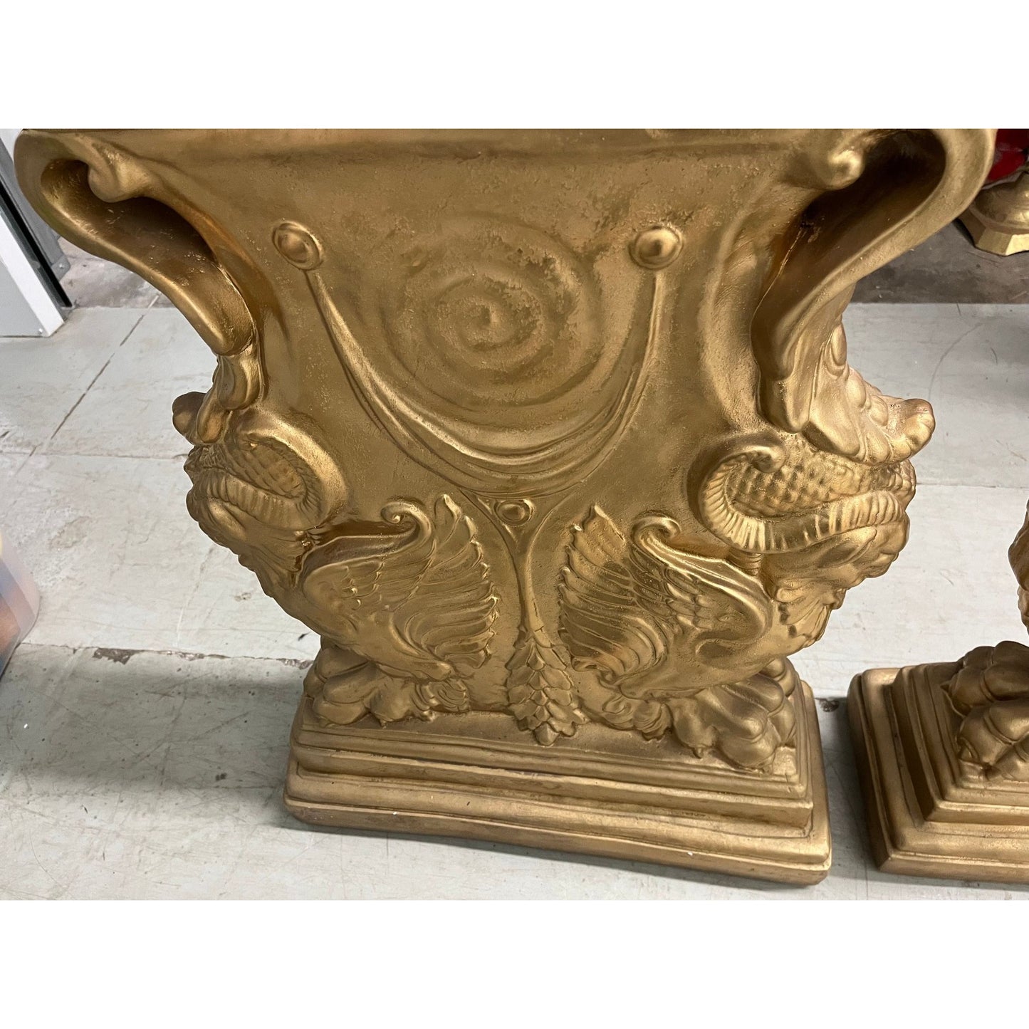 Vintage Mid 20th Century Plaster Gold Leaf Flying Gryphon Ornate Pedestals For Dining Table Base