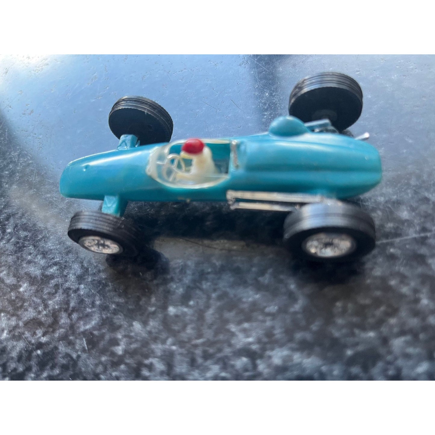 Vtg Politoys Plastic model of a ALPINE FIII F1 Plastic Grand Prix Car Model 813 In White With A Driver Made In Hong Kong