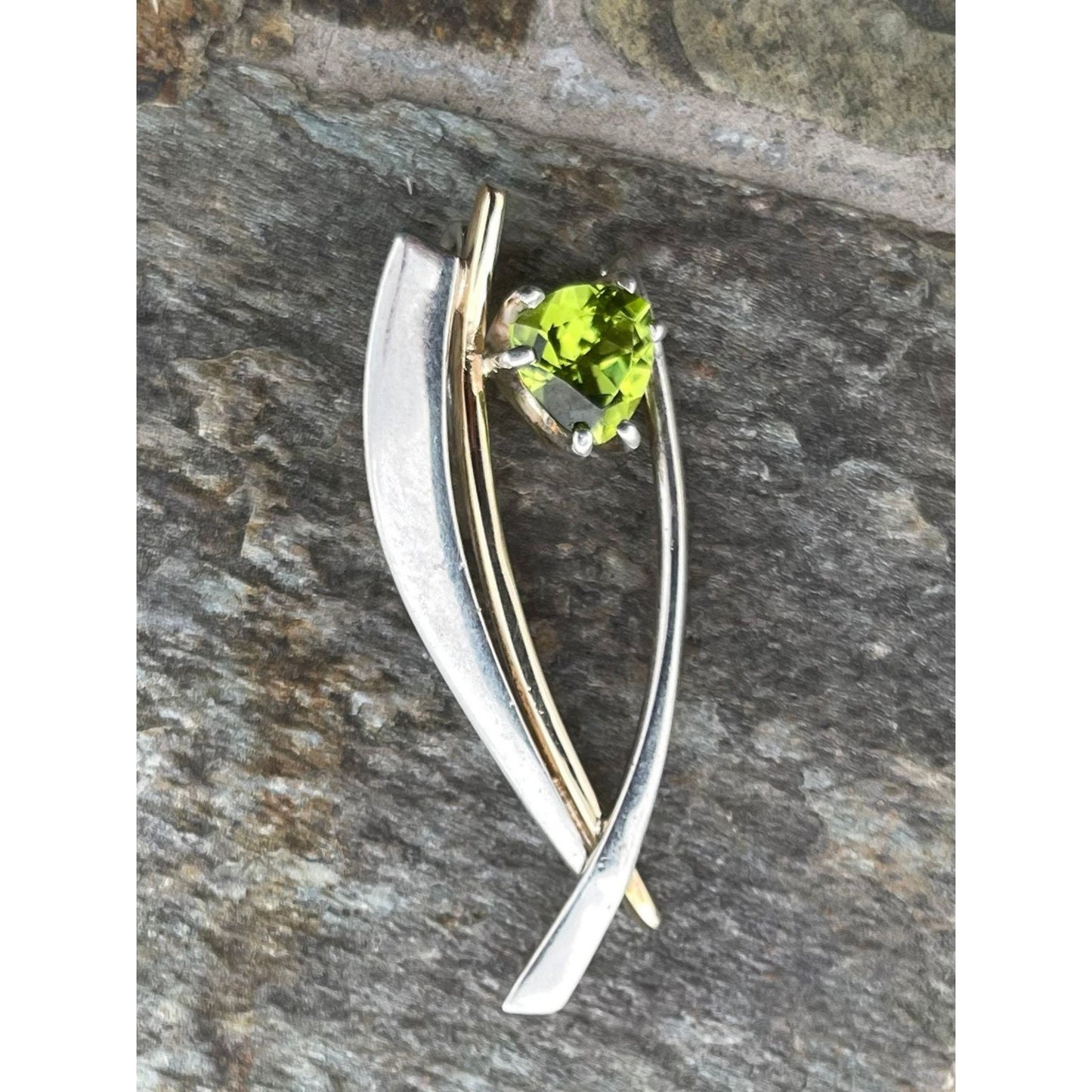 Vtg Natural Peridot Pendant 14 K Gold Sterling Silver Pendant Natural Green Peridot Necklace Prong Setting