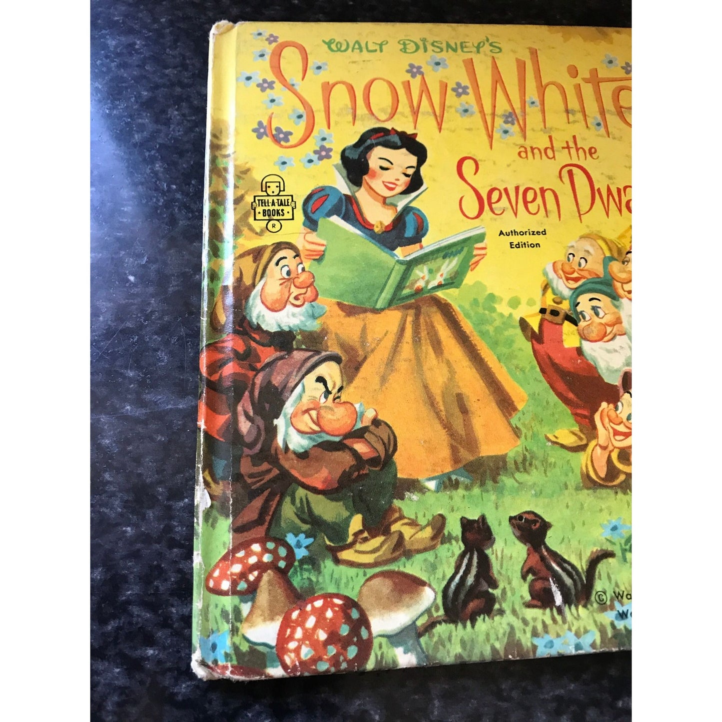 Vtg 1957 Walt Disney's Snow White and the Seven Dwarfs Whitman Tell a Tale Book Nursery Disney Princess