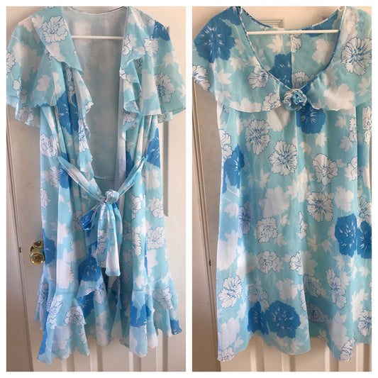 Vintage Negligée, 1970's "LALA" Saks Fifth Avenue, Blue Floral Lingerie Two Piece Nightgown, Robe Sash Size M